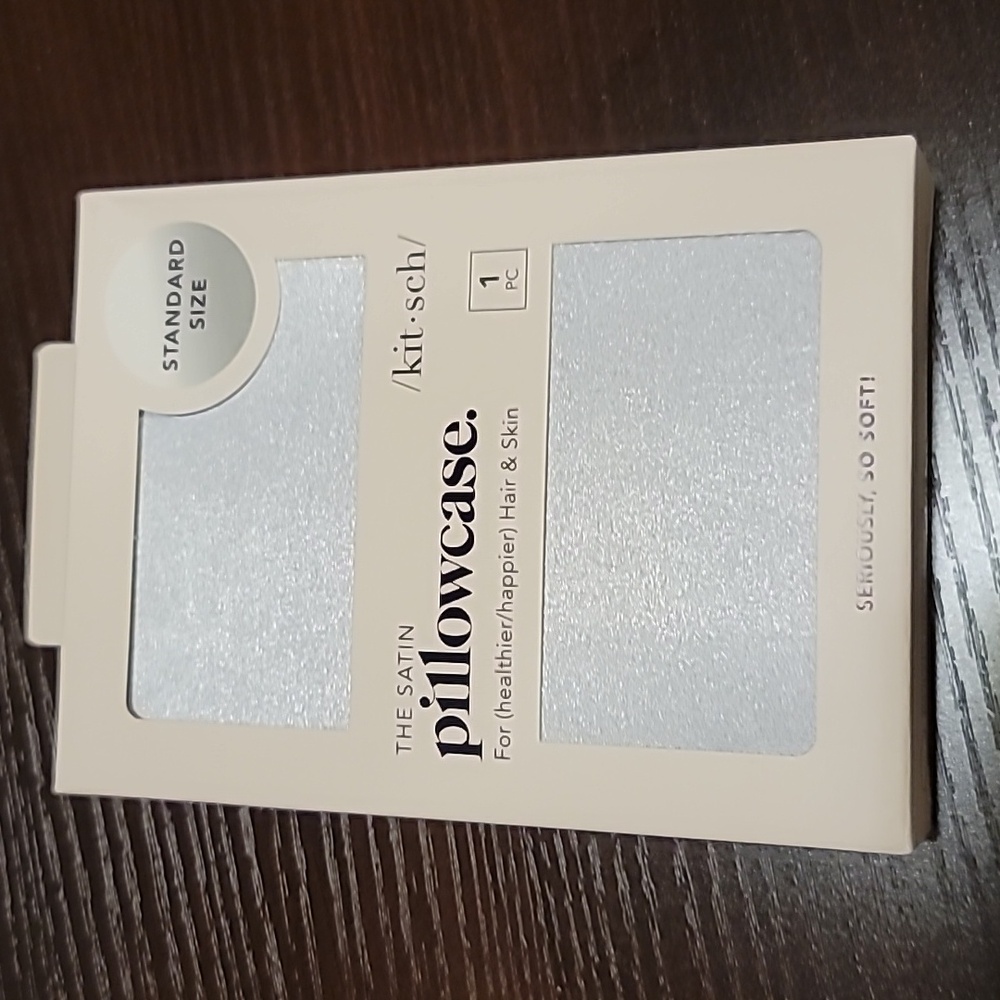 Kitsch satin pillowcase